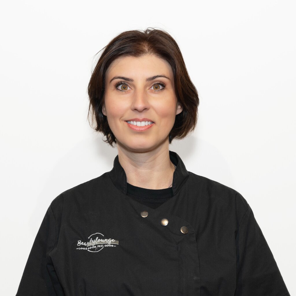 Beautylounge Oberwil, Anna, Filialleiterin mit Ruhe und Feingef&uuml;hl f&uuml;r &auml;sthetische Behandlungen.