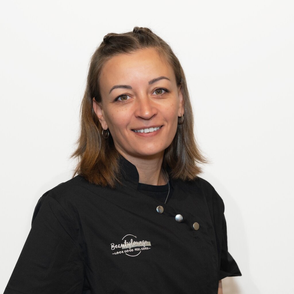 Jessica, Kosmetikerin Beautylounge Oberwil, Expertin f&uuml;r Gel N&auml;gel und Warmwachs Haarentfernung.