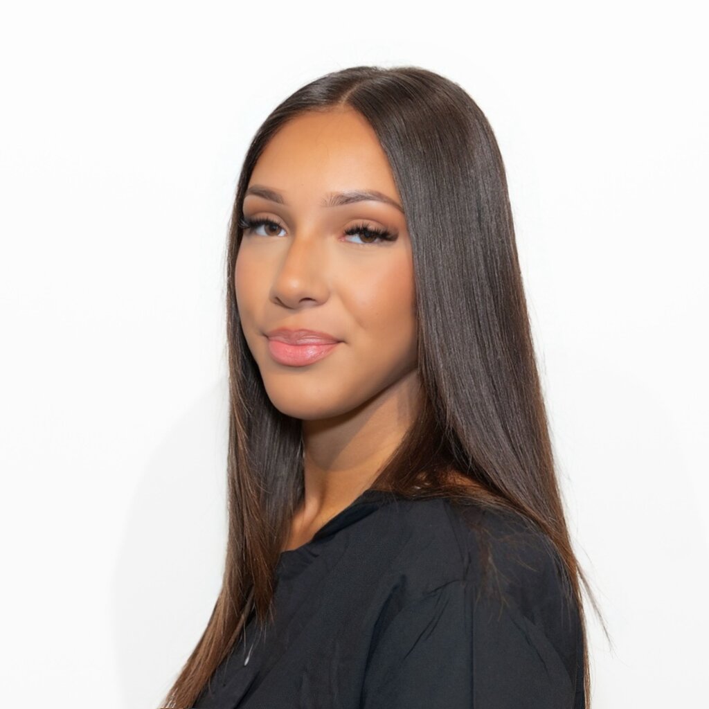 Beautylounge Basel, Mariame, Kosmetik-Trainee mit Interesse an moderner Beauty-Pflege.
