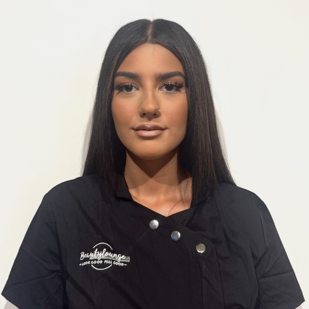 Narin, Mitarbeiterin der Beautylounge.