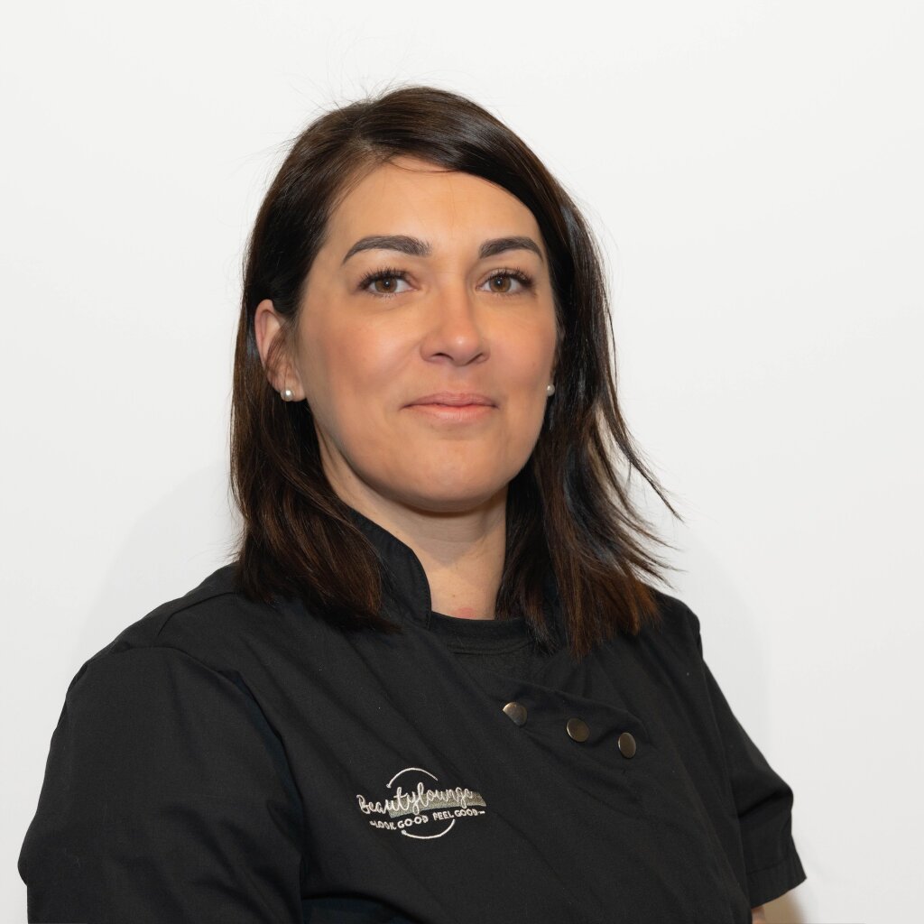 Sabrina, Filialleiterin Beautylounge Basel, Expertin f&uuml;r Permanent Make-up und Microblading.