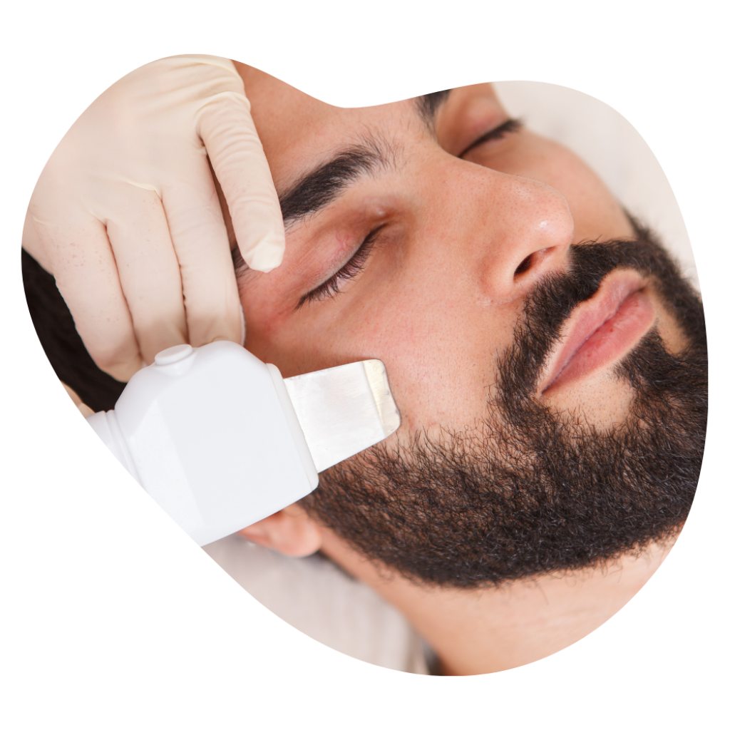 Waxing im Gesicht bei einem Mann als Mens Treatment in der Beautylounge Basel.